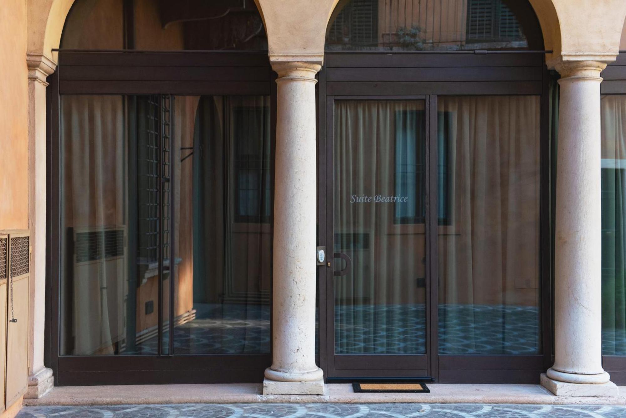 Italianflat - Empireo Rooms - 200Mt To Arena ヴェローナ 部屋 写真